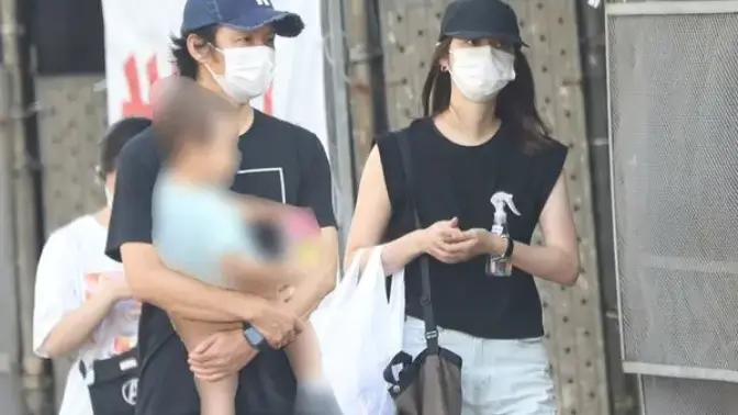 佐々木希さん渡部建さんご夫妻